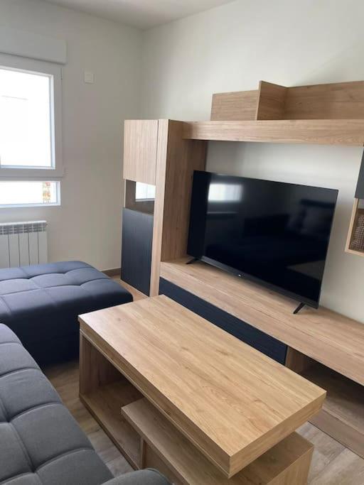 Adoracte 4 Mieres Apartamentos Buitenkant foto