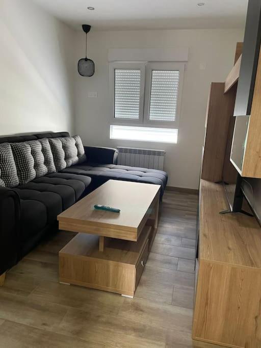 Adoracte 4 Mieres Apartamentos Buitenkant foto